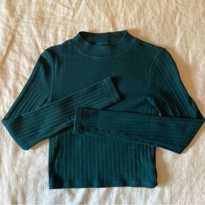 Forest green mockneck long sleeve tee